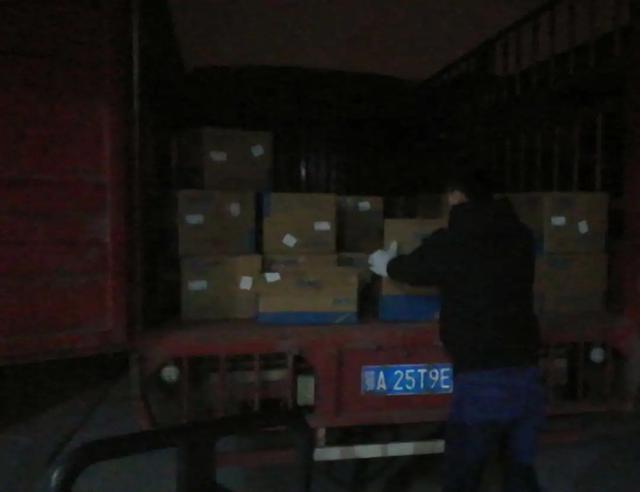 正泰居家致敬“小湯山”醫(yī)院援建背后的“逆行者” 正泰居家致敬“小湯山”醫(yī)院援建背后的“逆行者”