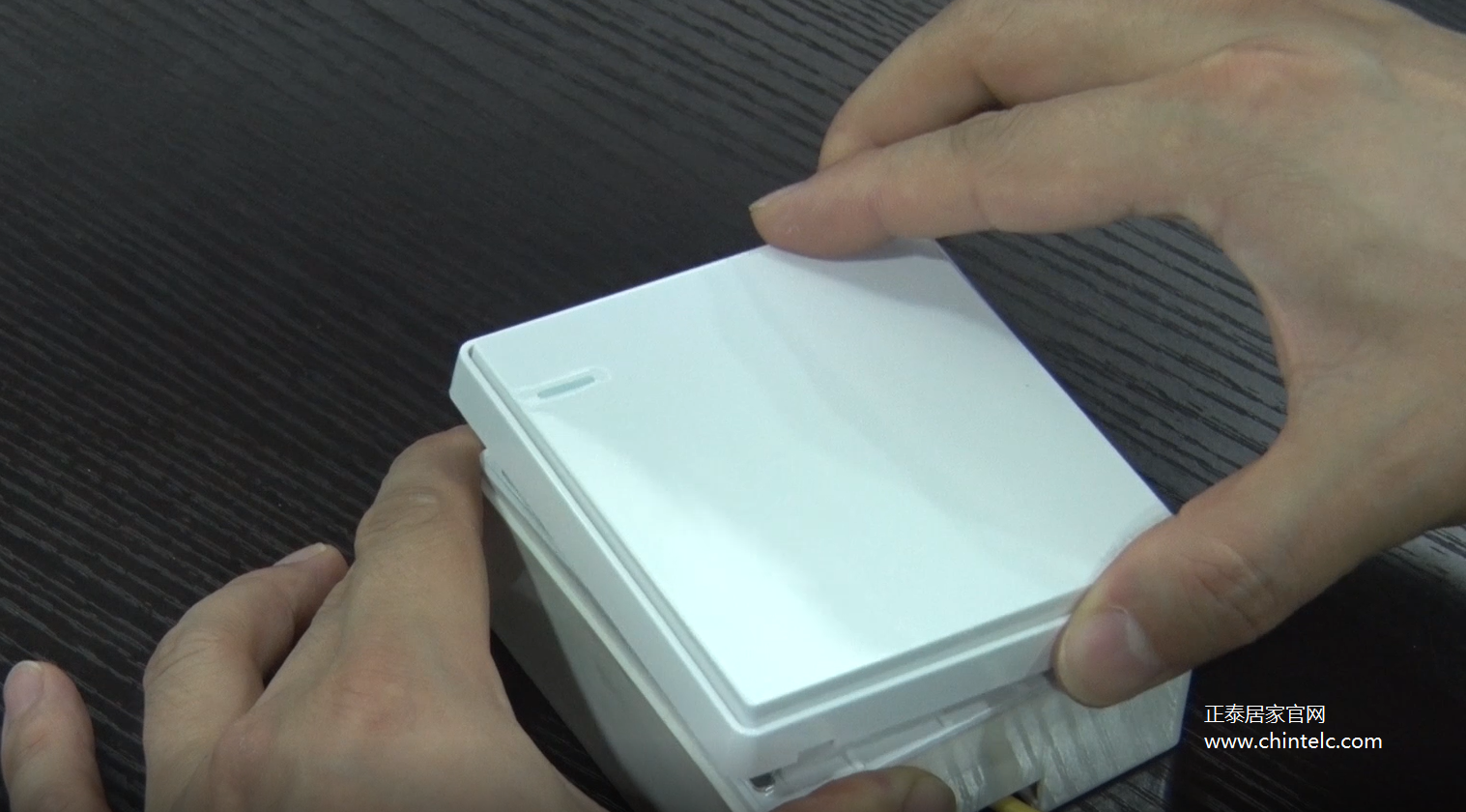 一開雙控開關怎么接線?一開雙控開關接線圖示6 一開雙控開關怎么接線?一開雙控開關接線圖示6