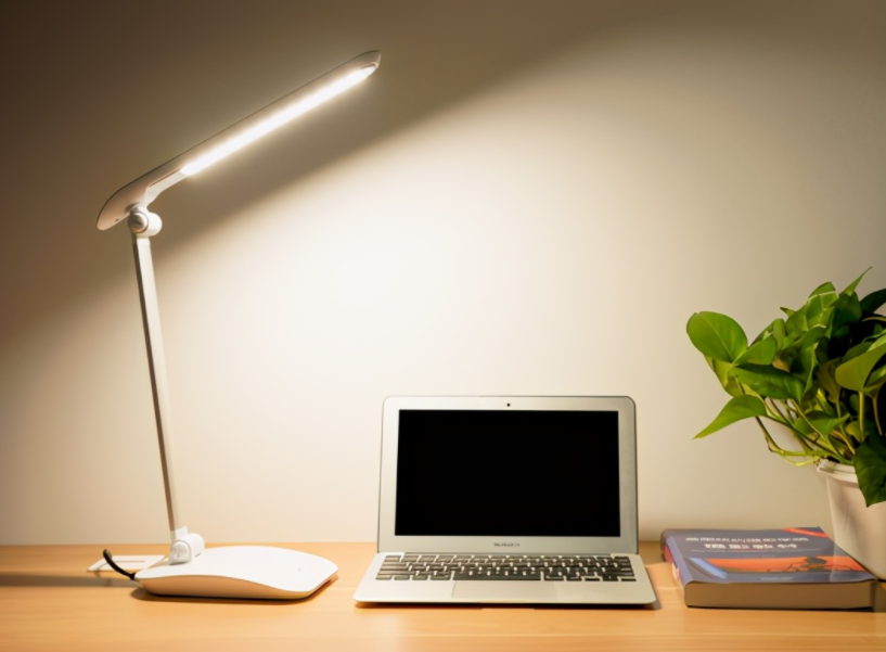 三件好物,助力春暖花開開學季1 三件好物,助力春暖花開開學季1