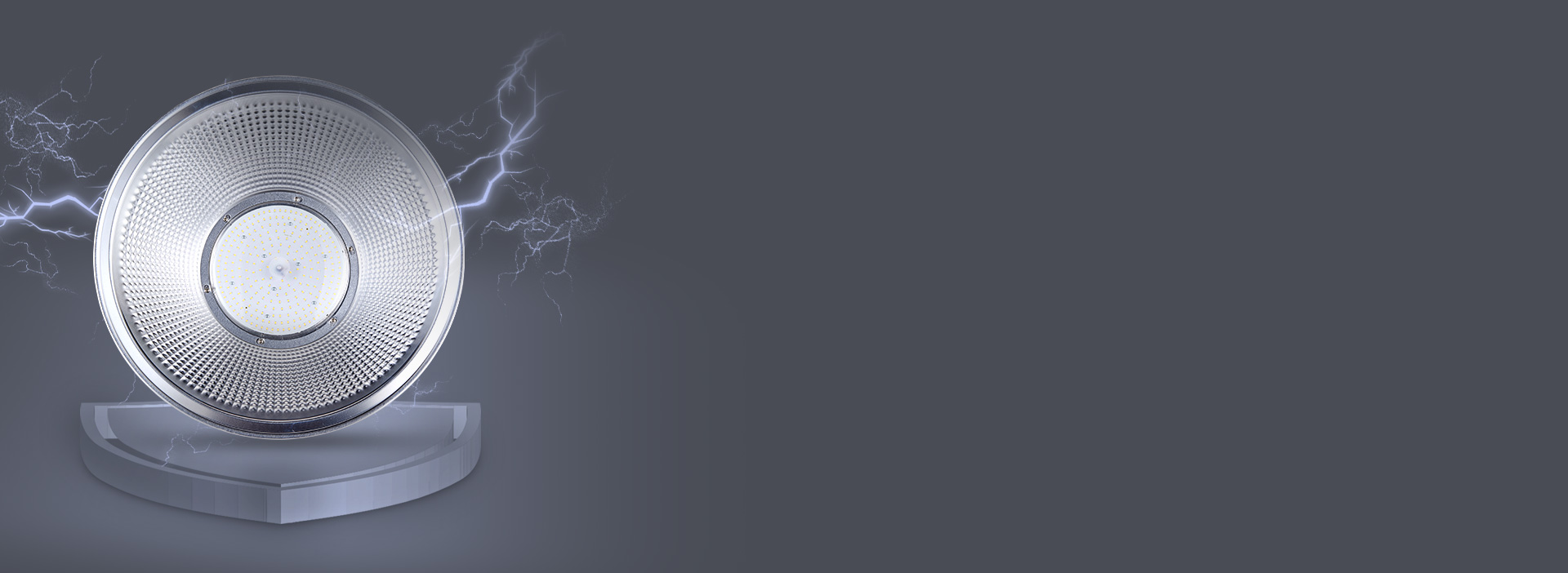 耐高壓抗浪涌，使用安全 經產品試驗測試...