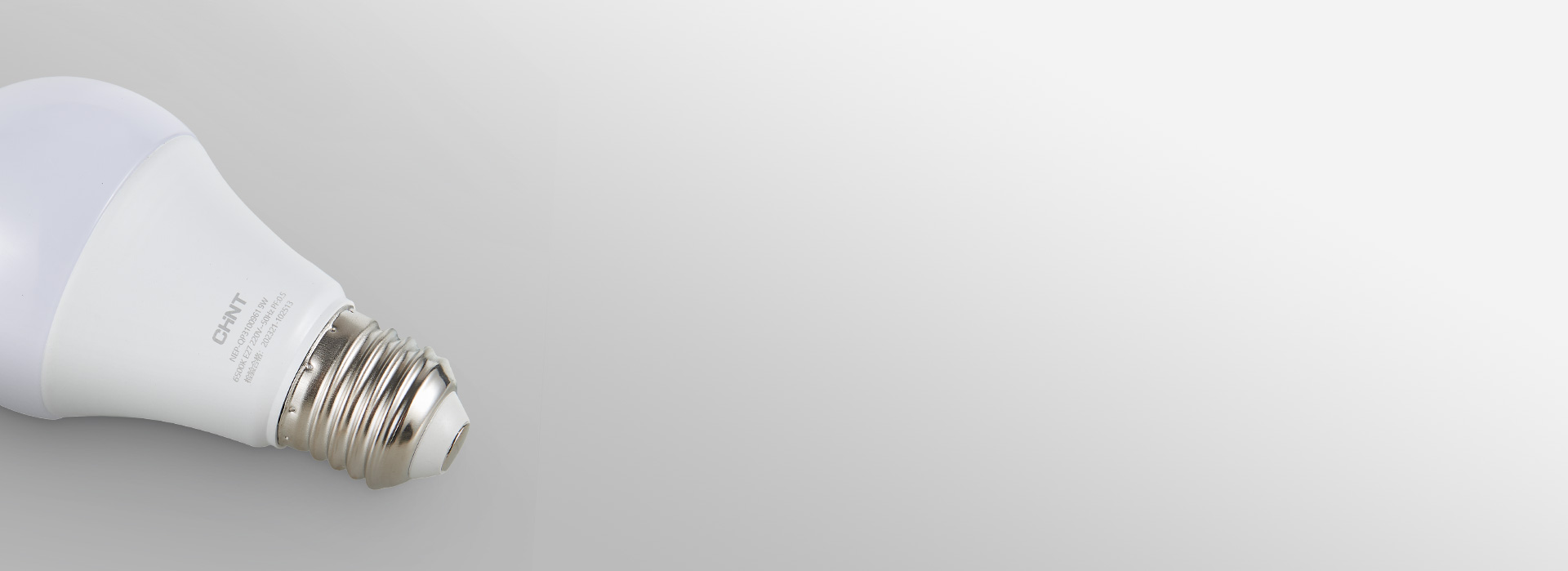 PBT塑包鋁外殼，散熱快 導熱PP內置...