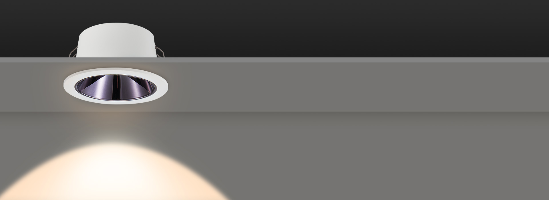 深藏式光源設計 光源深藏，減少眩光，增...