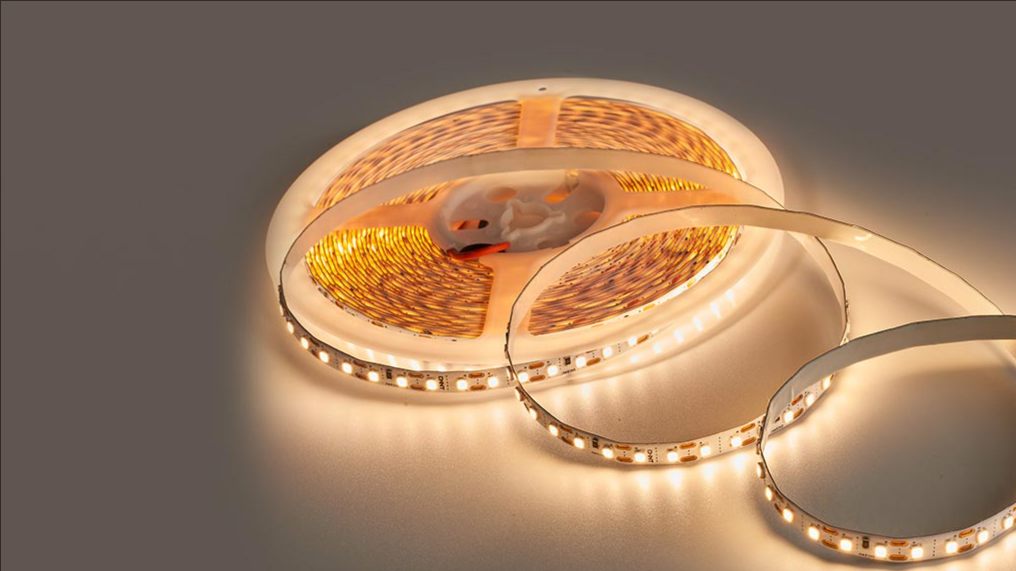 客廳照明燈具怎么搭配？主燈+輔助燈方案分享-3